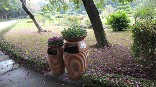  汕頭玻璃鋼花盆垃圾桶，點(diǎn)綴公園好環(huán)境。